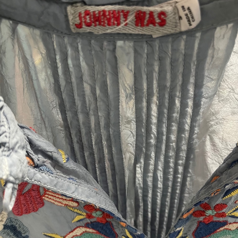 Johnny Was‎ Blue Embroidered Tunic Top Hummingbirds Bees size S - Picture 4 of 4